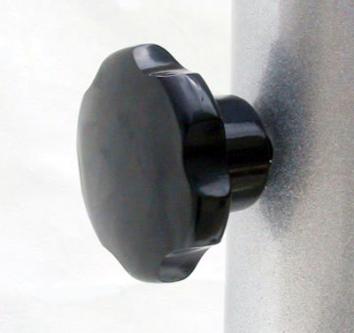 Height adjustment knob