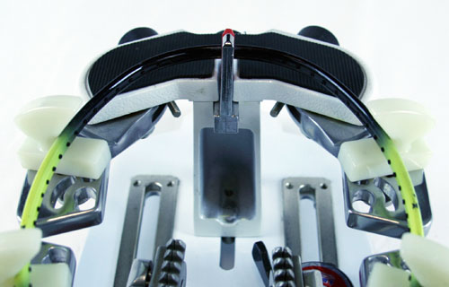 Stable head mounting for Eagnas stringing machines