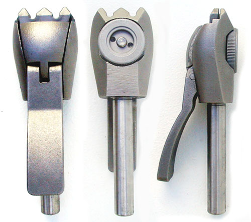 Heavy-duty thumb-adjustable stainless steel swivel clamp